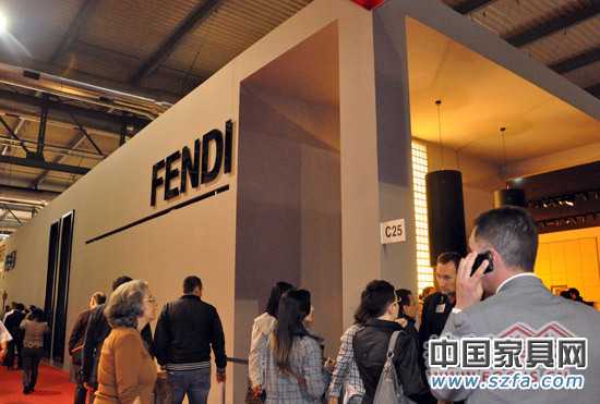 米蘭家具展芬迪被指&ldquo;看人下菜碟&rdquo;