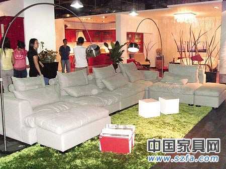 傳陳曉入主家居行業(yè)“國美模式”能否復(fù)制? 傳陳曉入主家居行業(yè)“國美模式”能否復(fù)制?