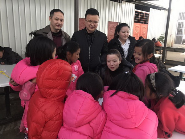  東成文宋&ldquo;暖冬&rdquo;愛心公益團為貧困家庭帶去溫暖與關愛